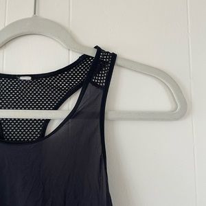 lululemon mesh cropped tank